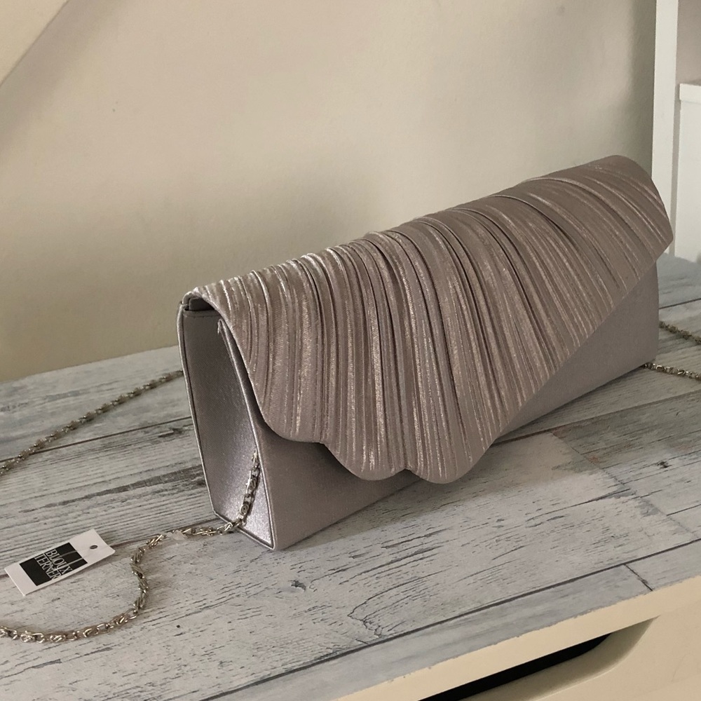 Bijoux Terner purse, silver chain strap or clutch!